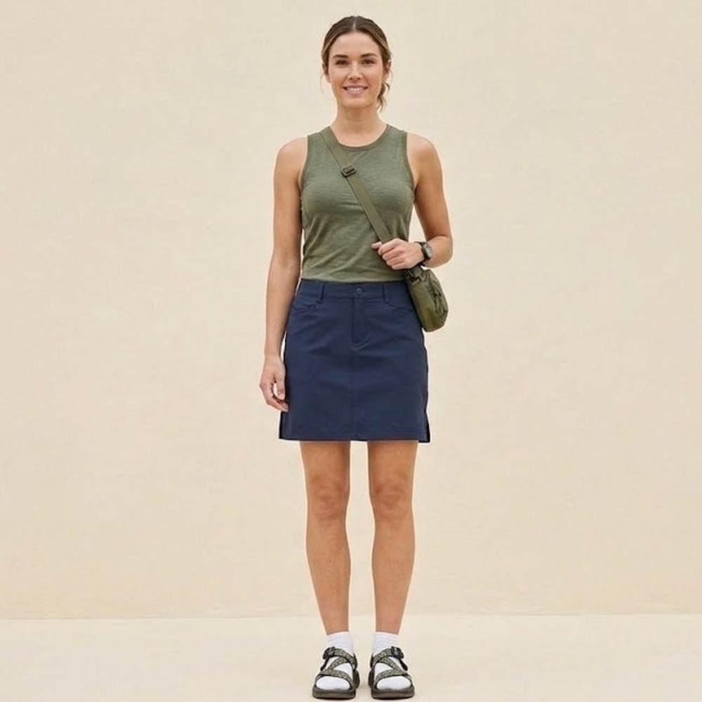 Eddie Bauer Adventurer 2.0 Skort‎ Women's Size 12 Navy Blue Athletic Hiking